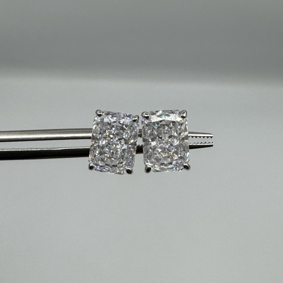 1.5ct Radiant Studs - Picture 4 of 14